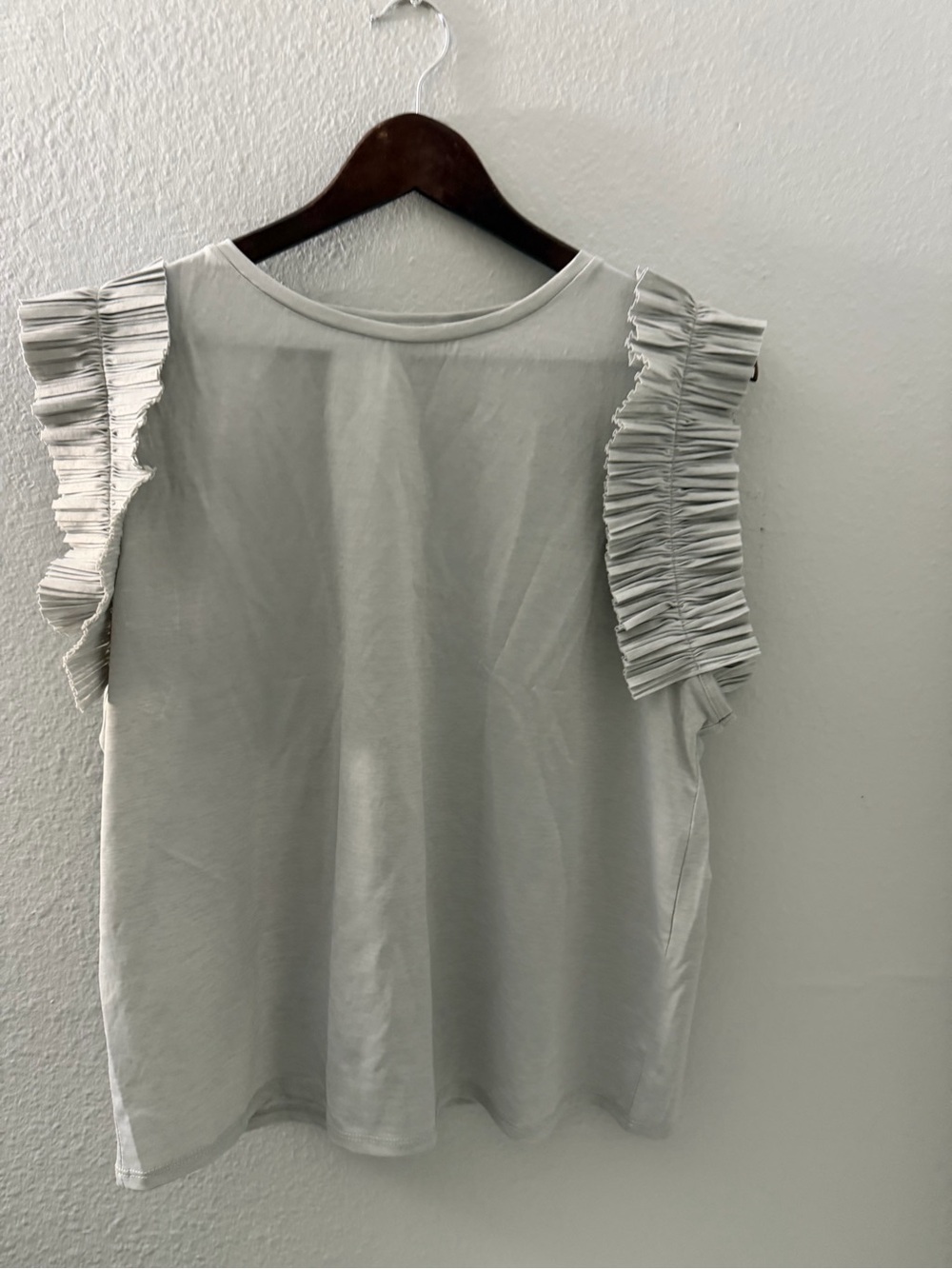 Zara Light Gray Ruffle Shoulder Tank Top - Picture 5 of 5